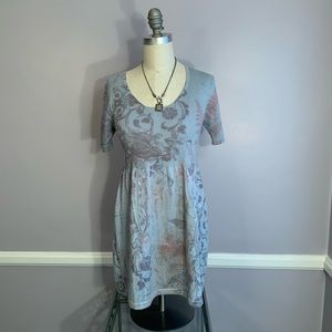 One World short sleeve sweater tunic blue floral scroll print ribbed bodice